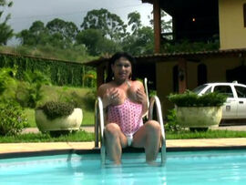 Girl in pool naked