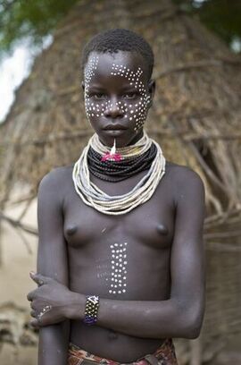 nude african femmes